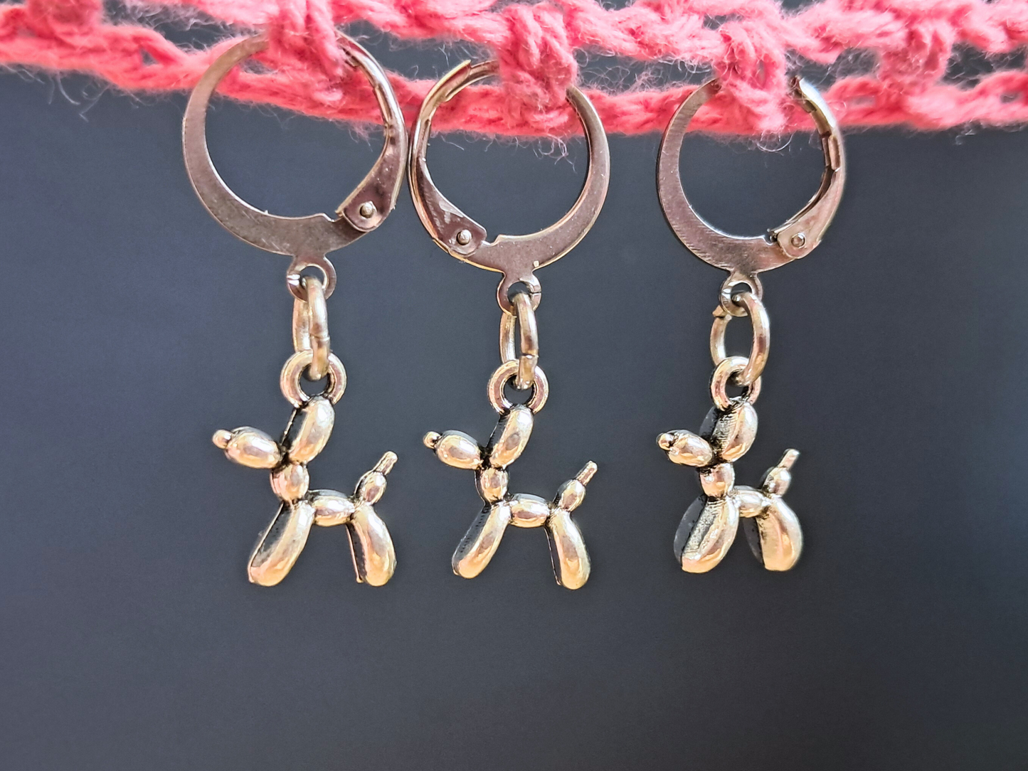 Balloon Dog Stitch Marker