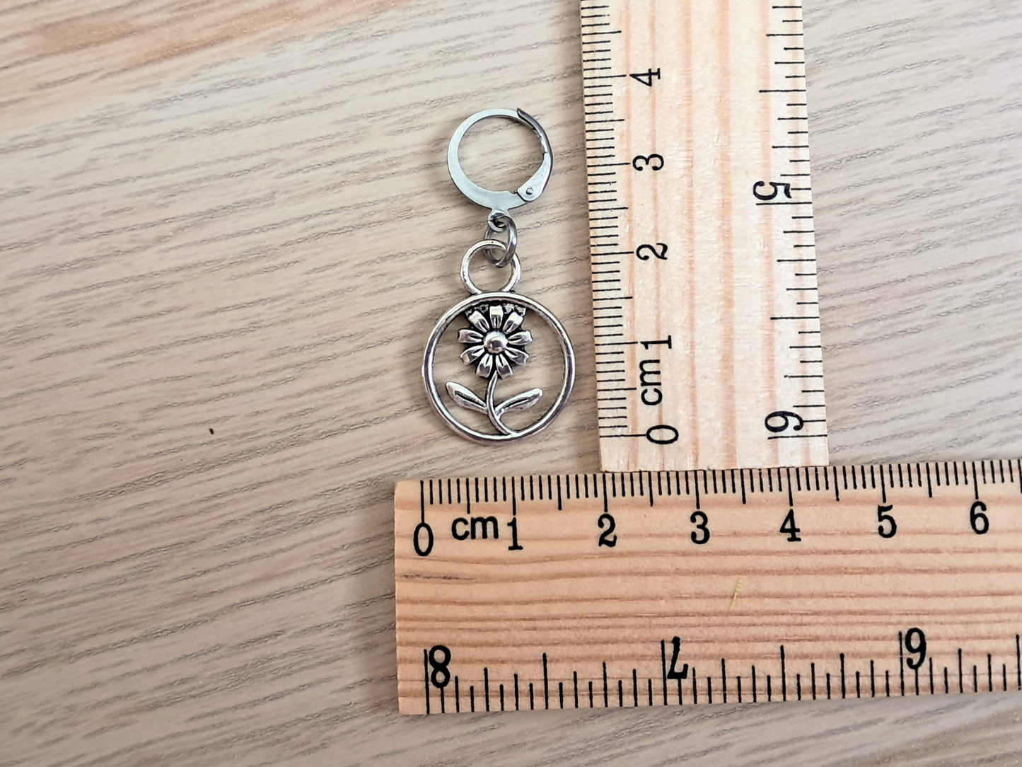 Daisy Flower Stitch Marker