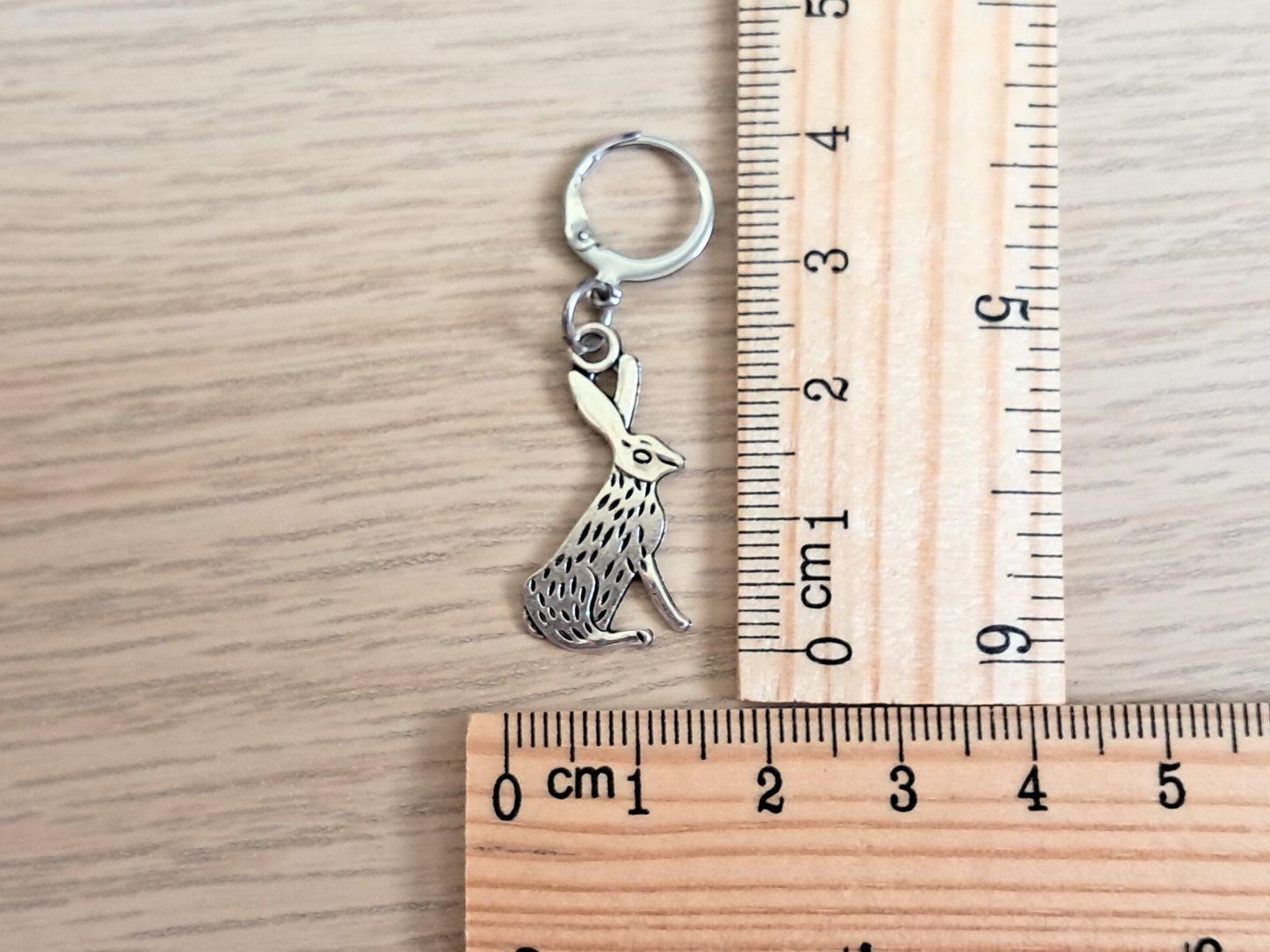 Hare Stitch Marker