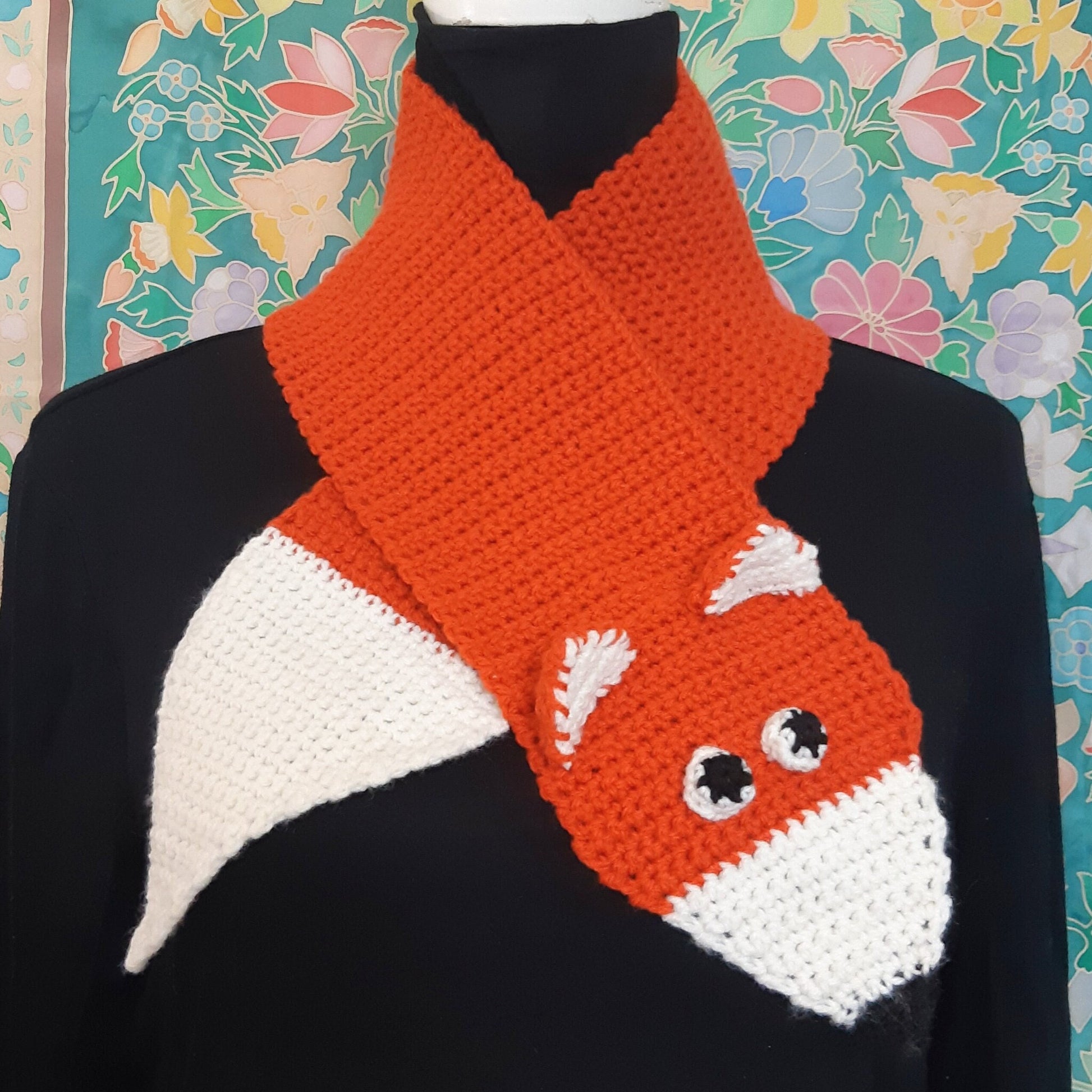 Fox Scarf Crochet Pattern. Fox stole pattern. Digital crochet pattern for fox lovers. Beginner fox scarf crochet pattern.
