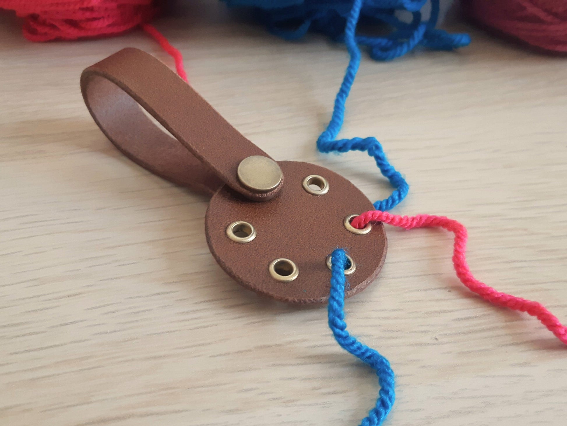 Yarn Divider Leather Organiser