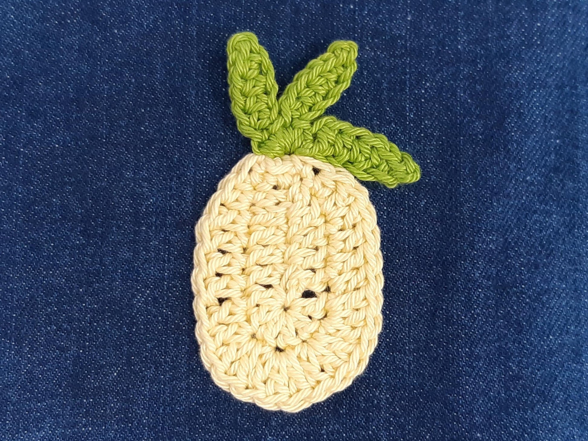 Pineapple Embellishment
