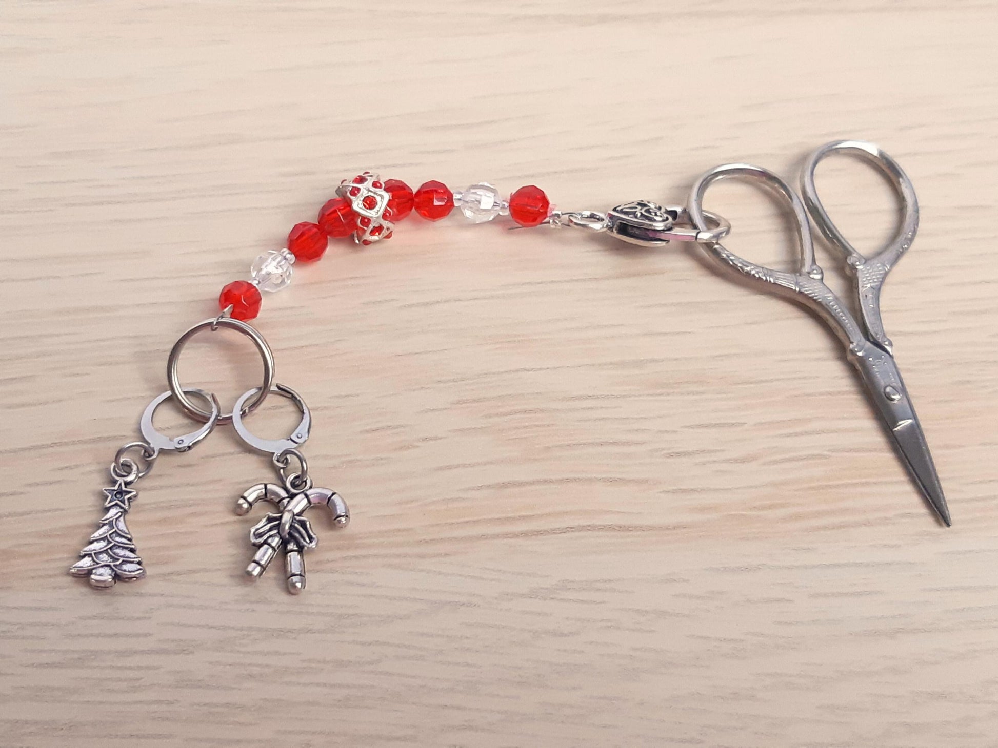 Christmas Beaded Scissor Fob and Stitch Markers Set