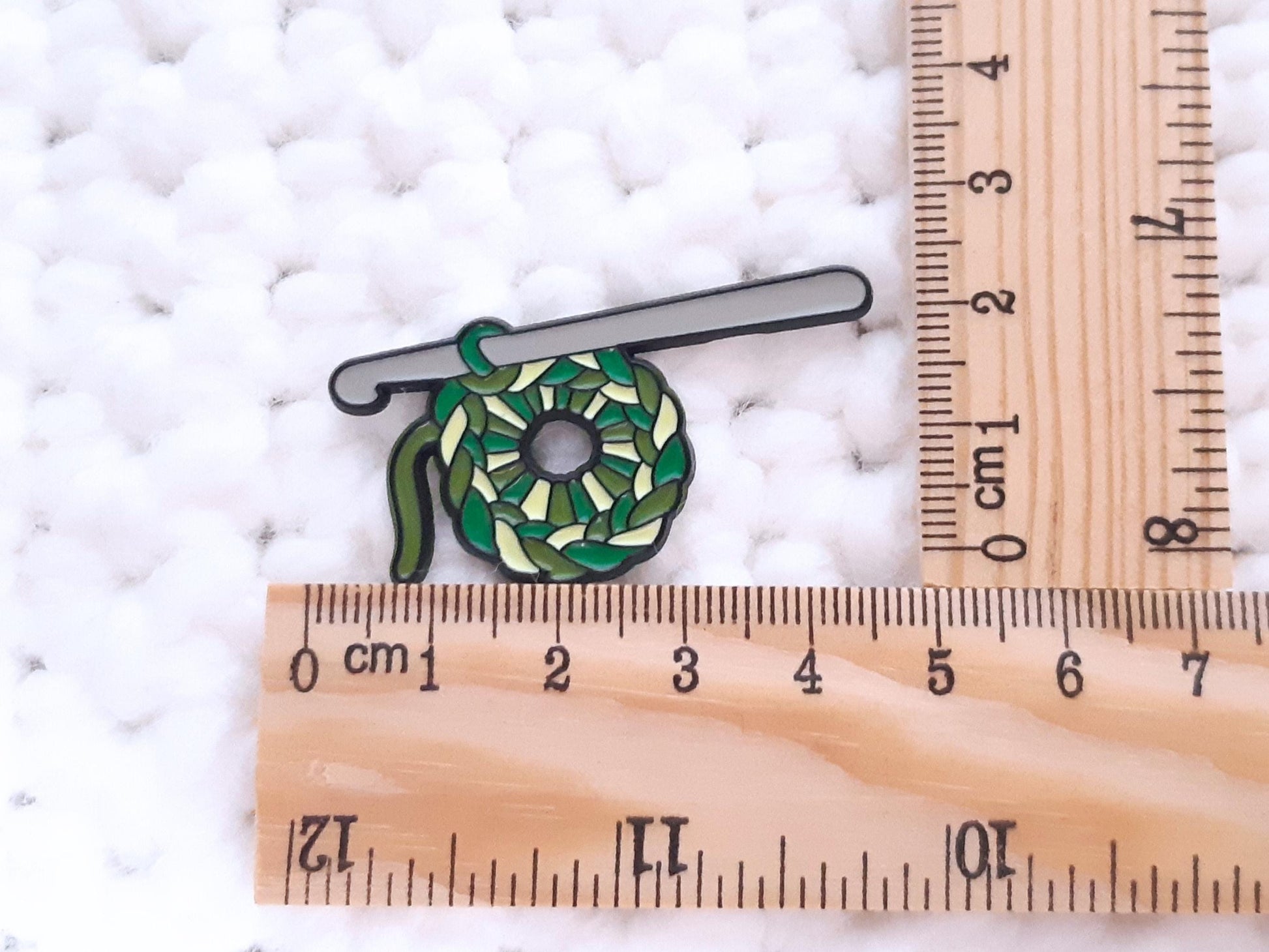 Green Crochet Circle And Hook Pin Badge