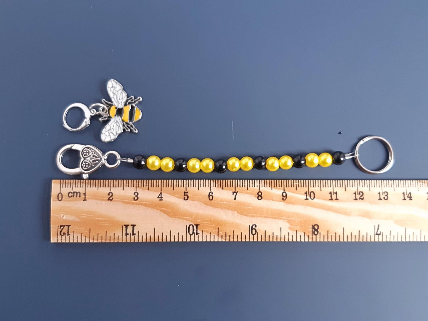 Bee Beaded Scissor Fob and Stitch Marker Set