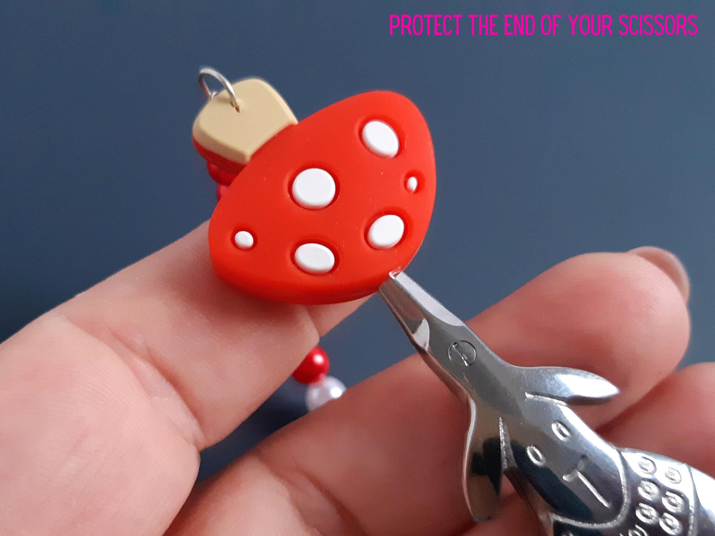 Toadstool Scissor Fob with Scissor Protection