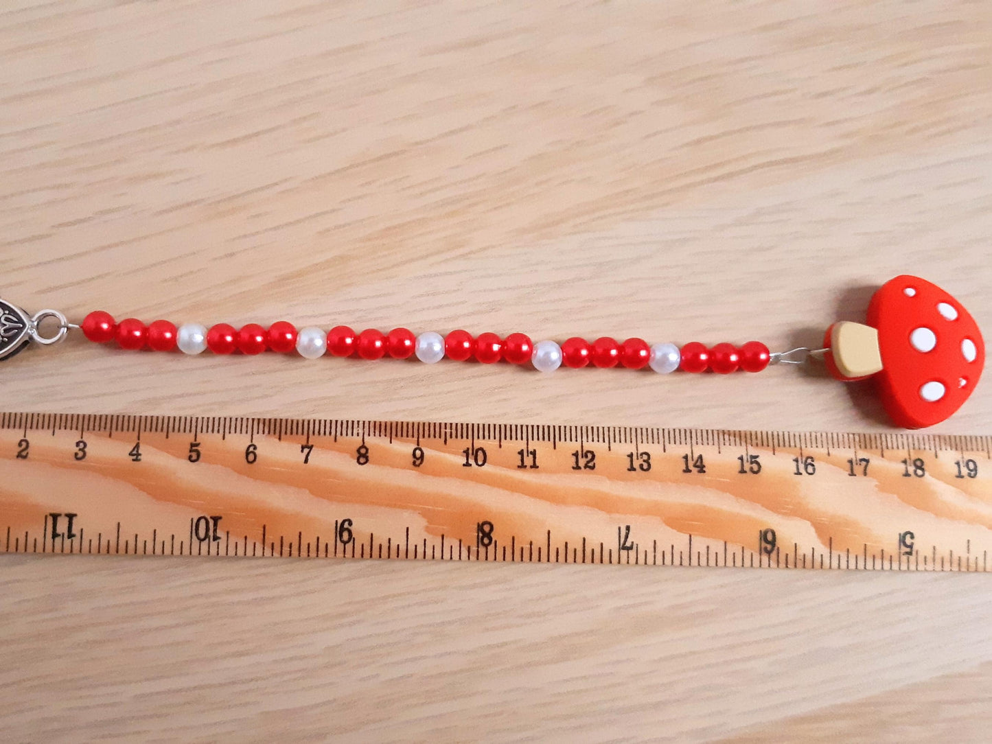 Toadstool Scissor Fob with Scissor Protection