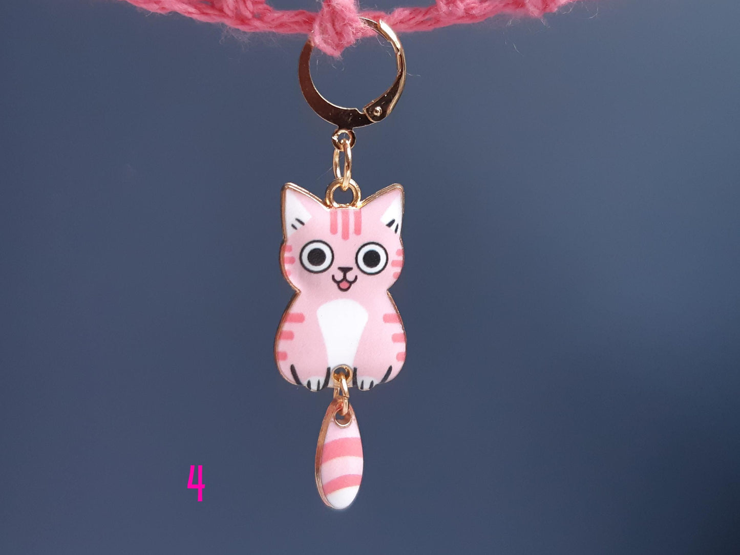 Swinging Tail Cat Stitch Marker