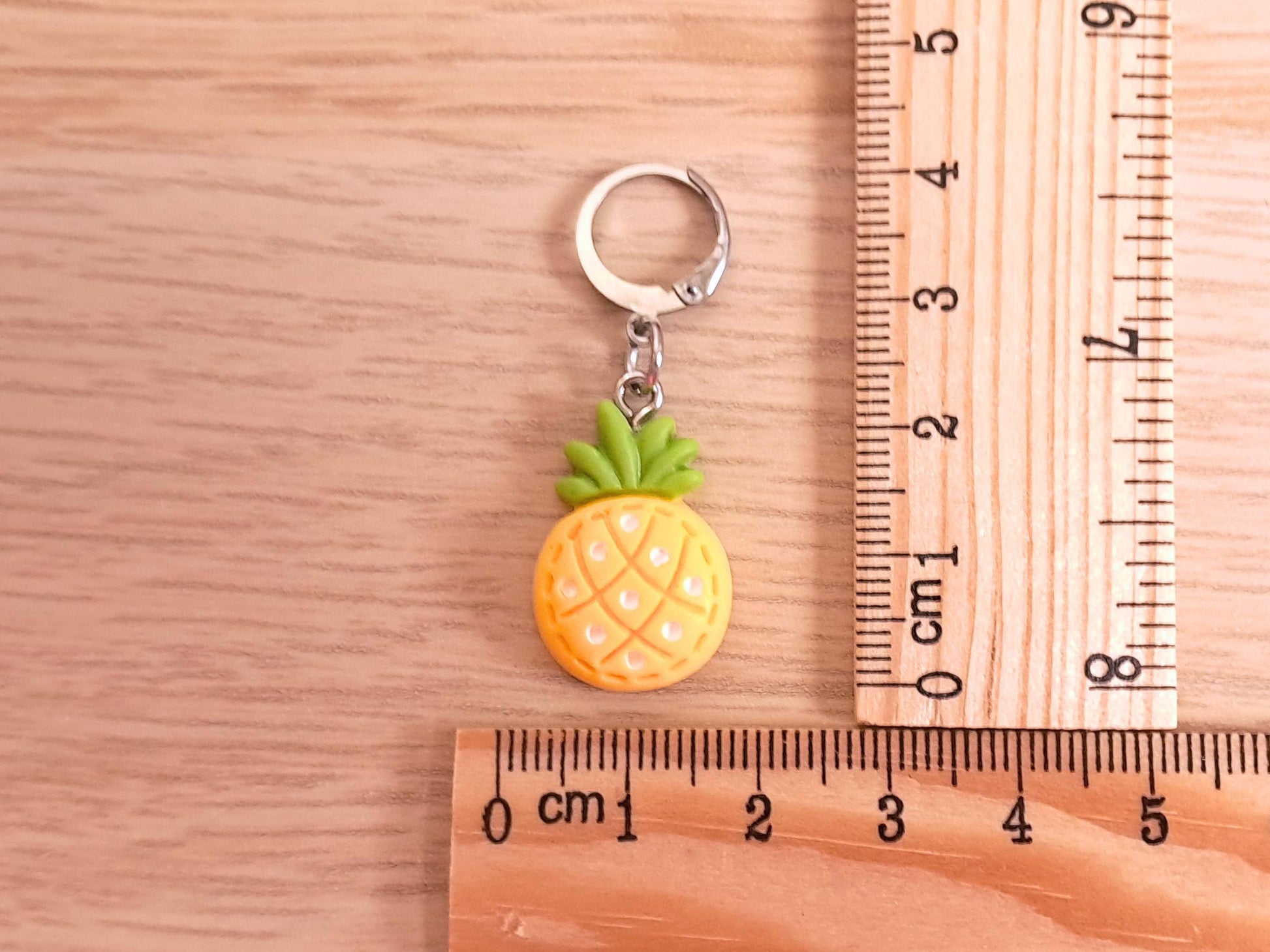 Pineapple Stitch Marker