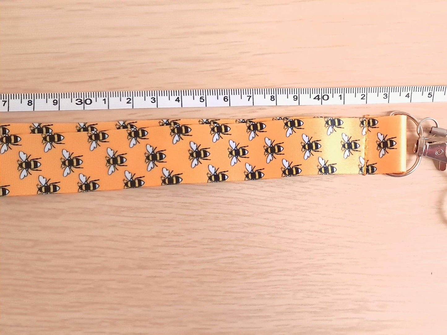 Bee Lanyard Scissor Protector Set