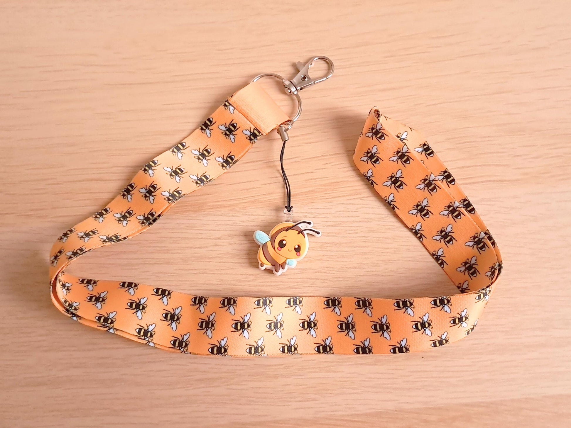 Bee Lanyard Scissor Protector Set