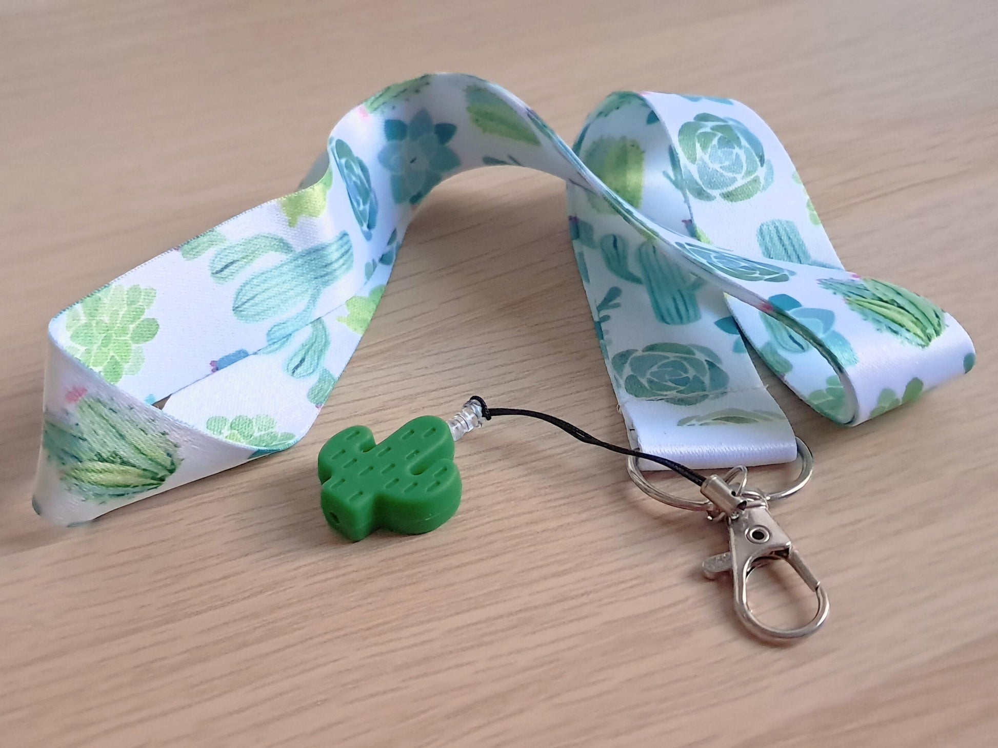Cactus Lanyard Scissor Protector Set