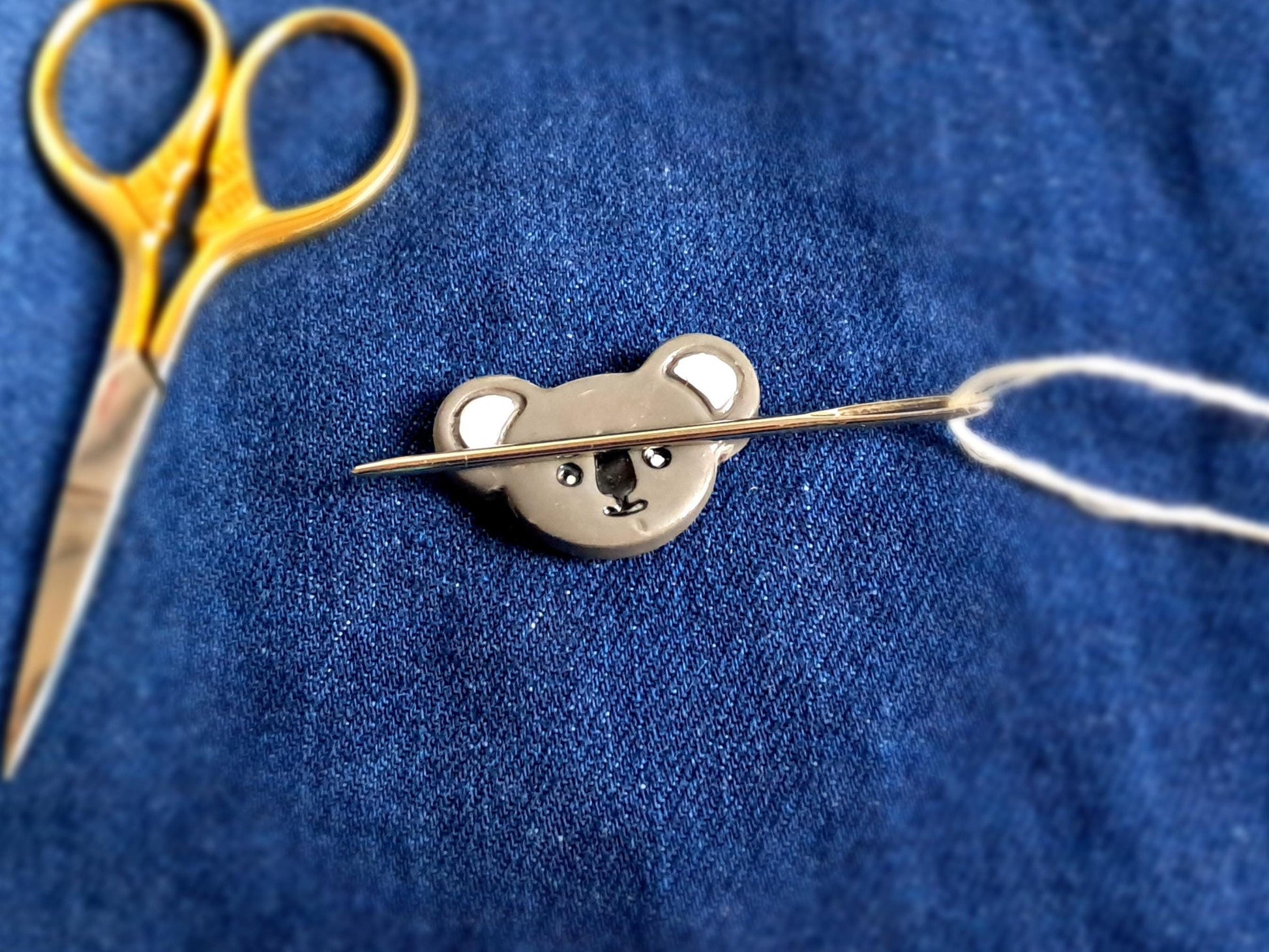 Koala Needle Minder