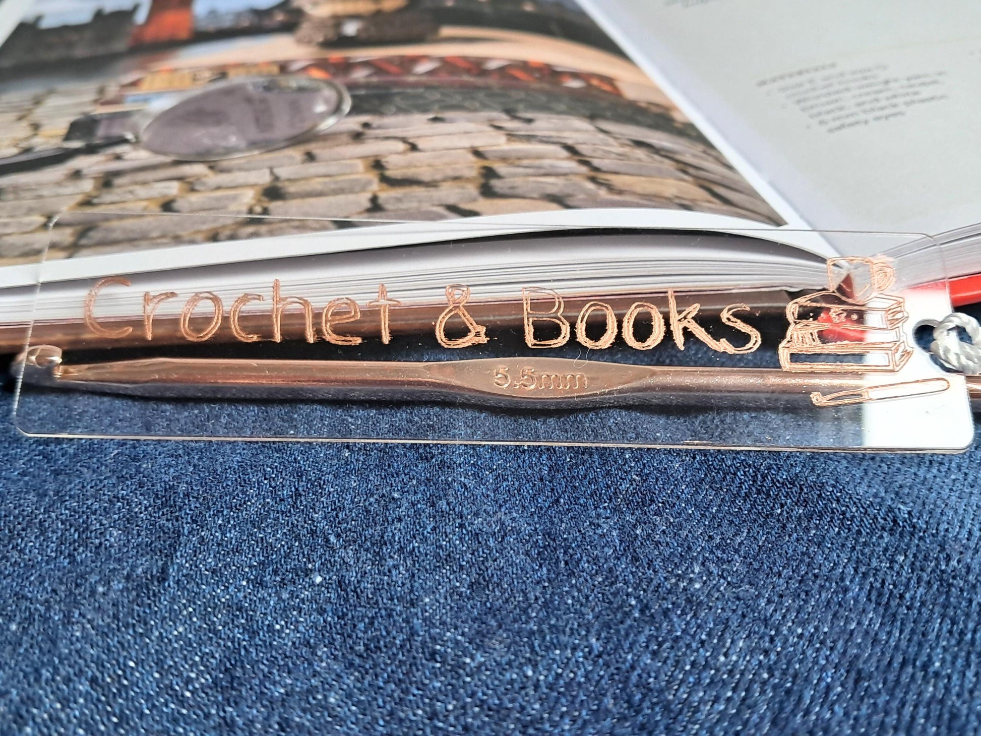 Crochet & Books Bookmark