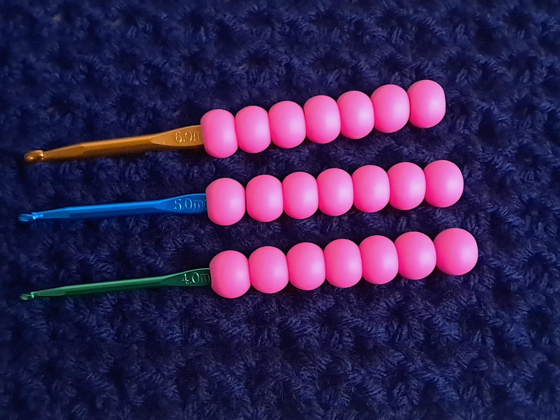 Hot Pink Ergonomic Crochet Hook