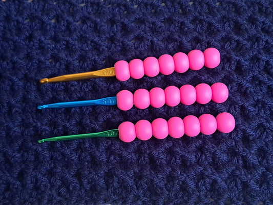 Hot Pink Ergonomic Crochet Hook