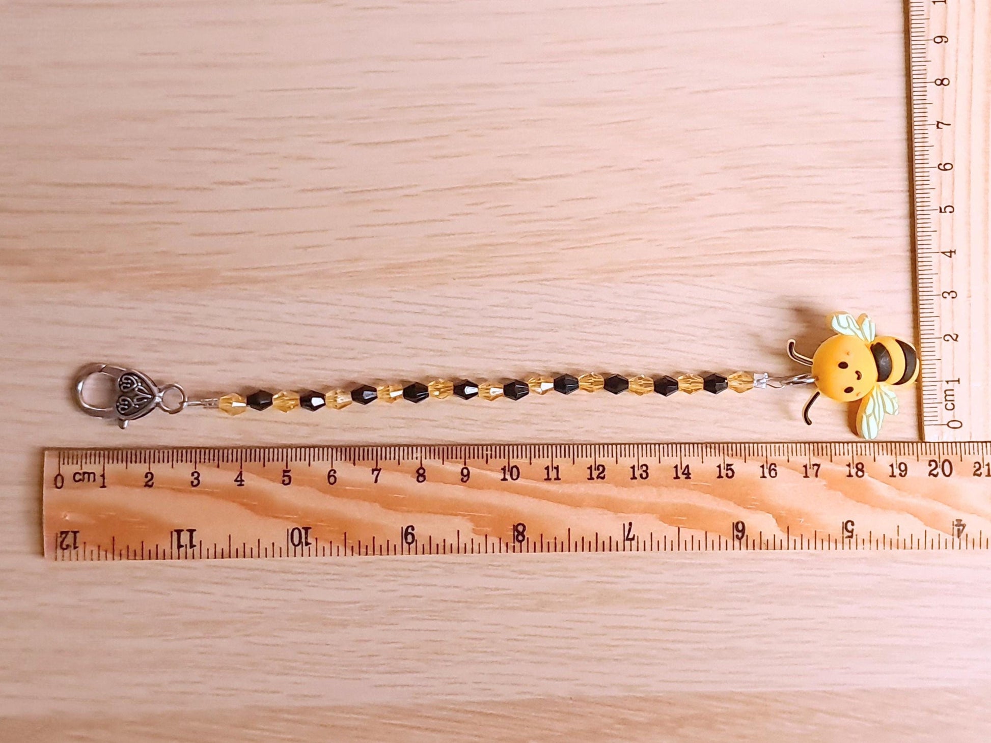Kawaii Bee Scissor Fob with Scissor Protection