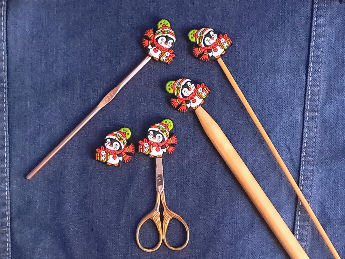 Cute Christmas Penguin With Gift Stitch Stopper