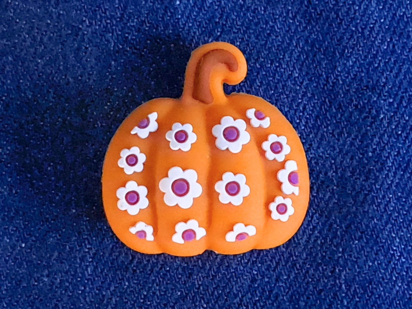 Sweet Pumpkin with Purple Flowers Stitch Stopper