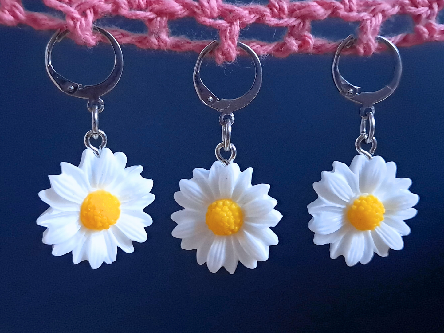 Chrysanthemum Stitch Marker