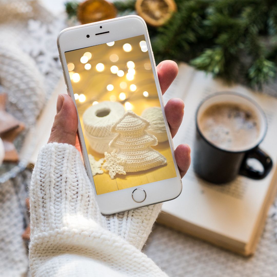 Christmas Crochet Phone Wallpapers - 10 Wallpapers for your phone