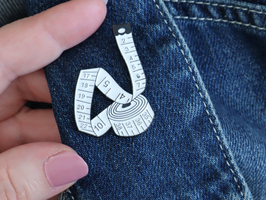 Crafter Fun Tape Measure Pin Badge