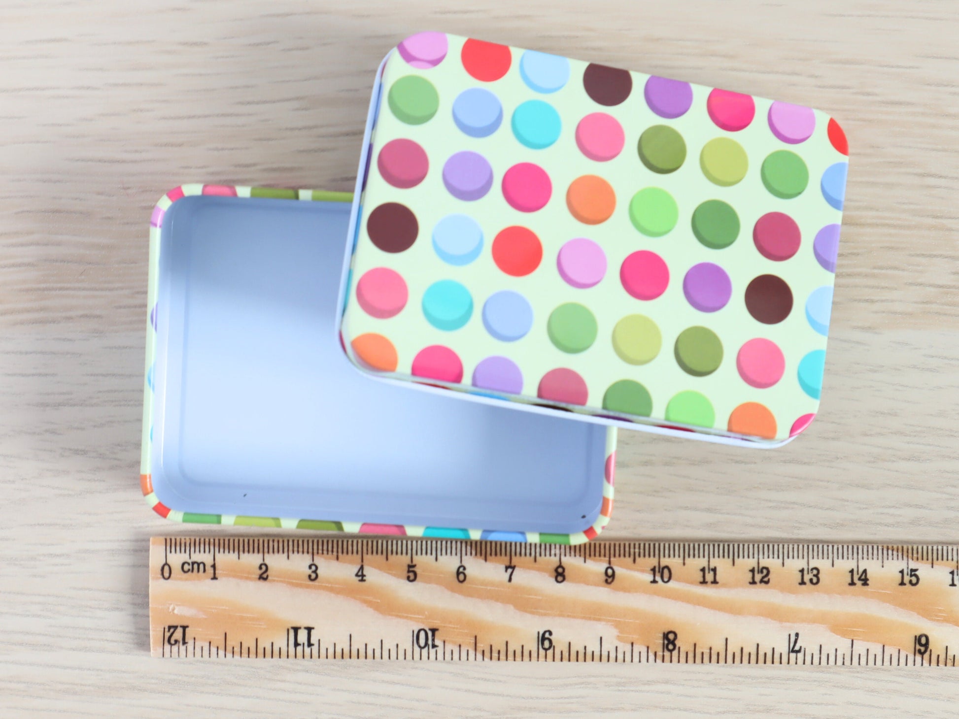Dotty removable lid notions tin