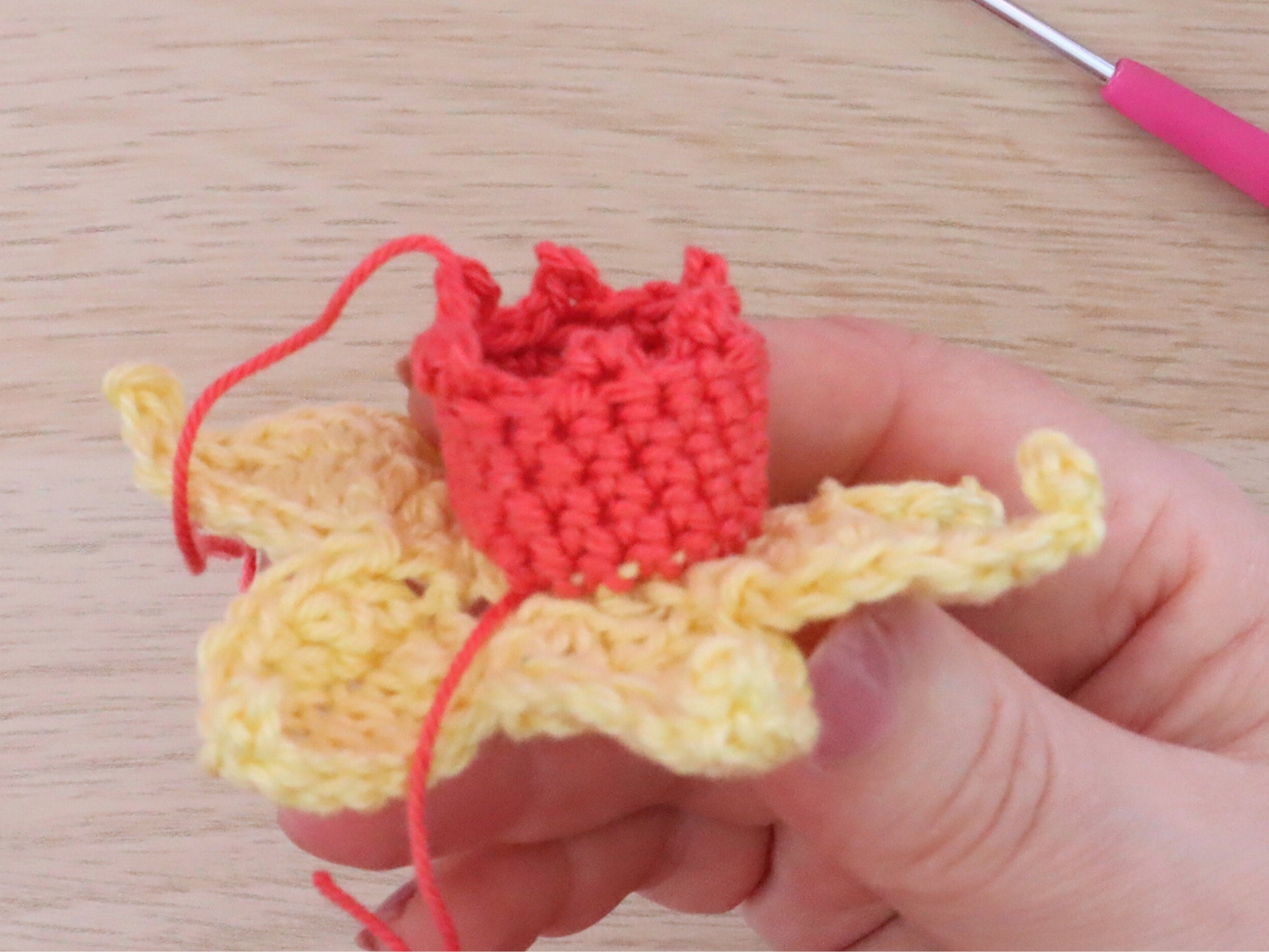 Daffodil Flower Crochet Pattern