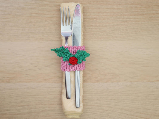 Christmas Napkin Ring/Cutlery Band Crochet Pattern with Holly Berries And Star Applique