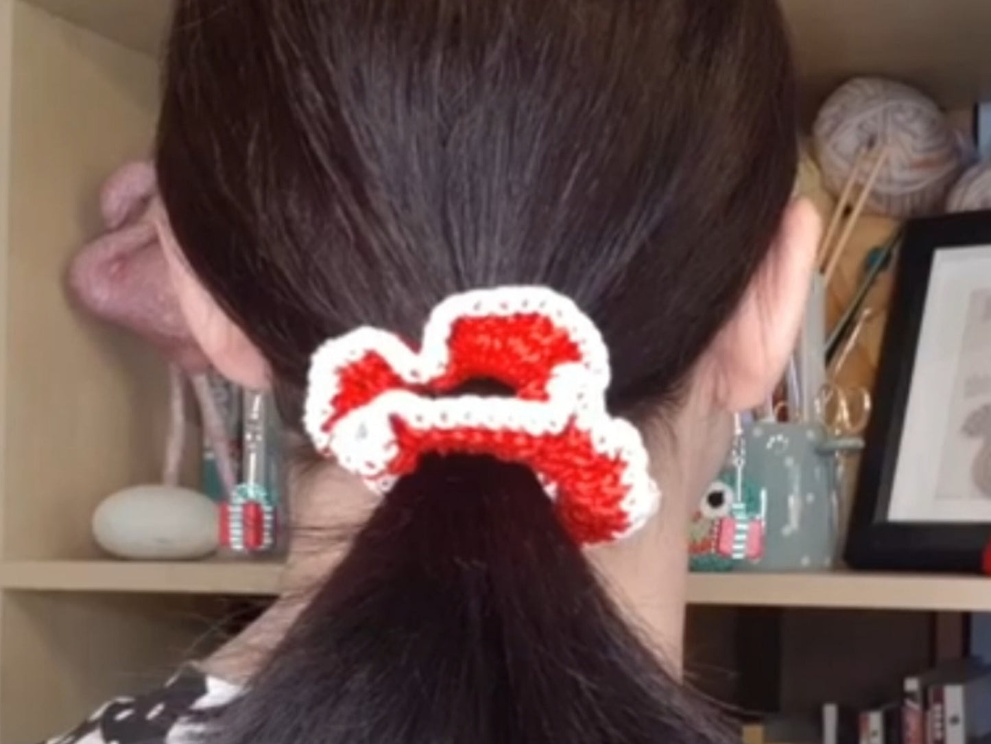 Christmas Scrunchie Crochet Pattern