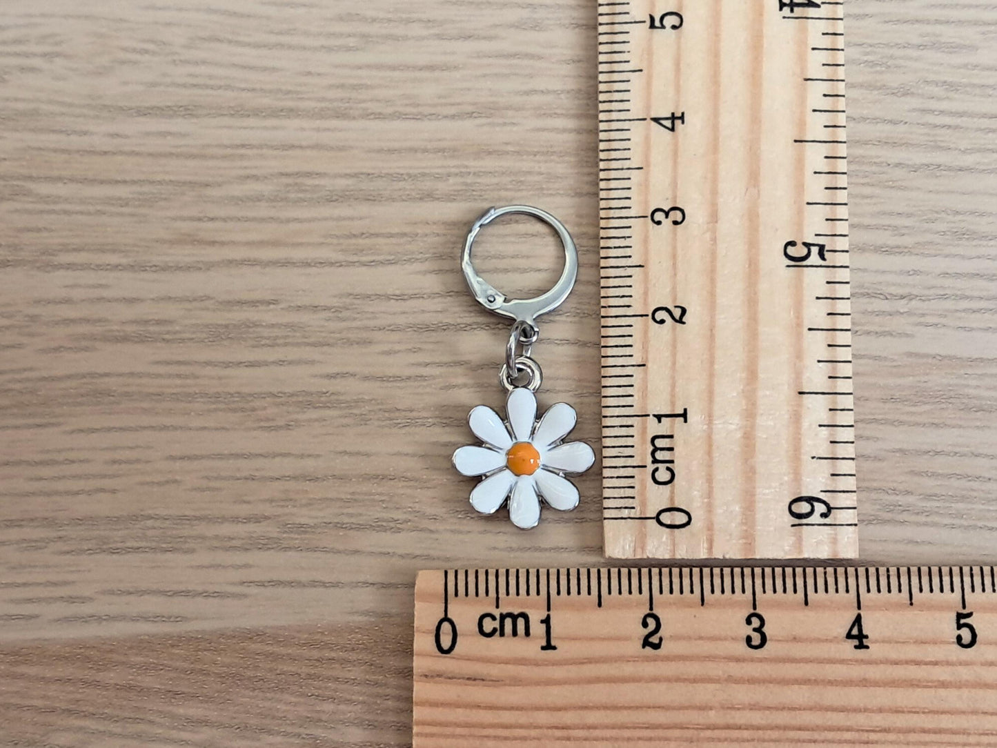Daisy Stitch Marker