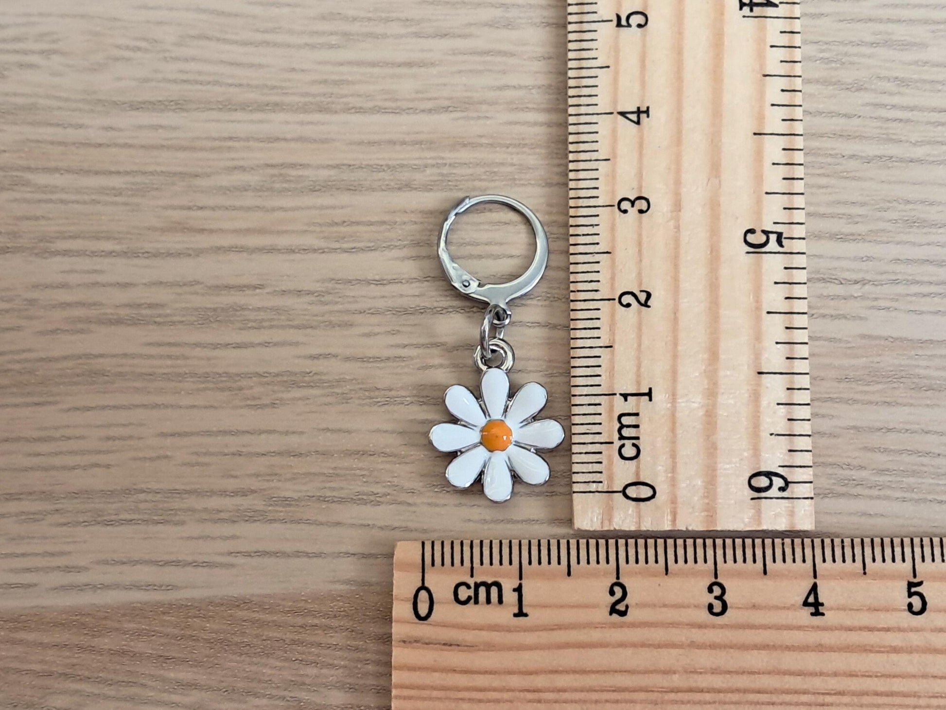 Daisy Stitch Marker
