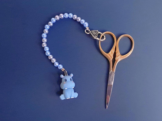 Hippo Scissor Fob with Protection Bead