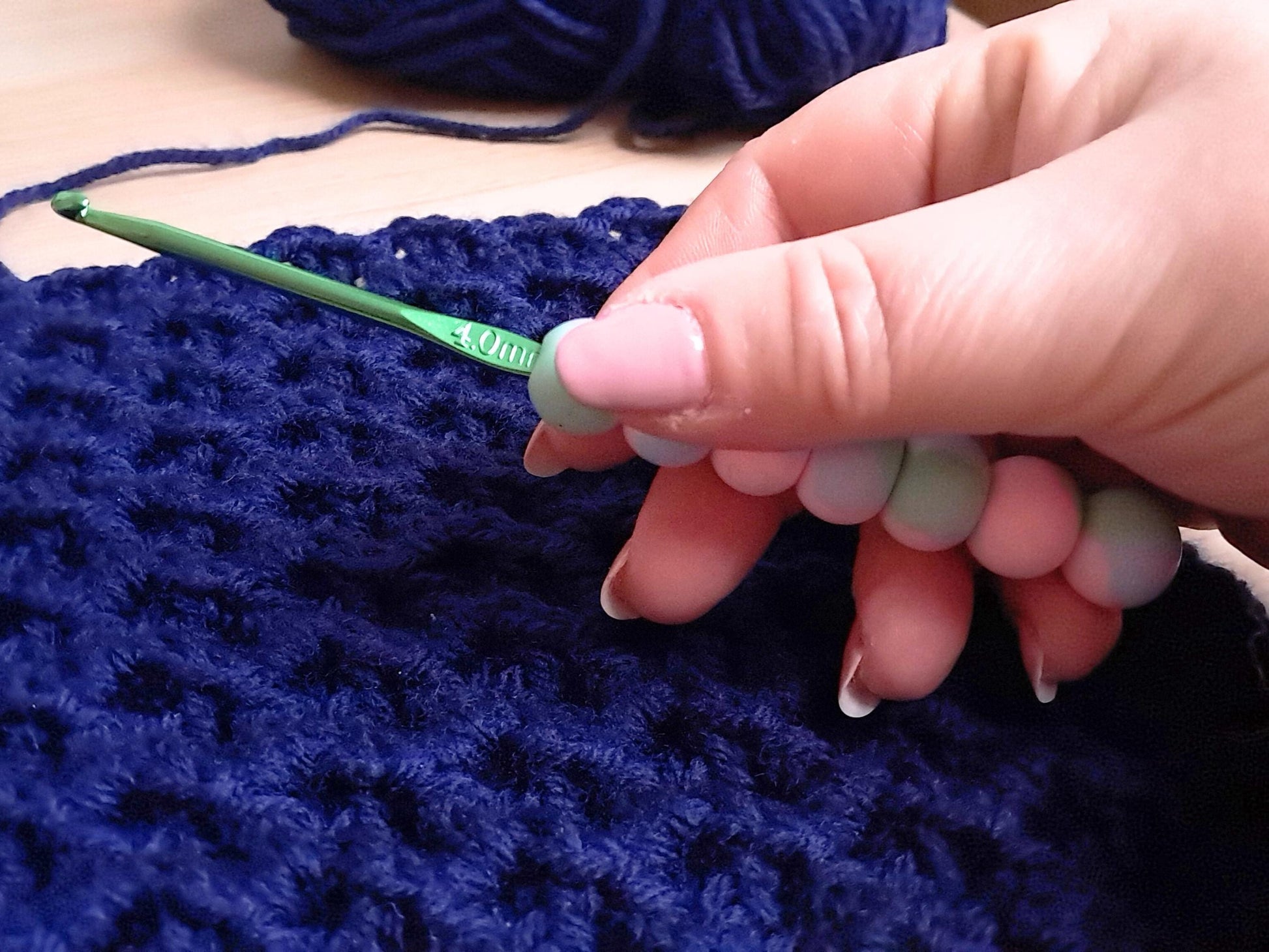 Marbled Pastel Coloured Ergonomic Crochet Hook