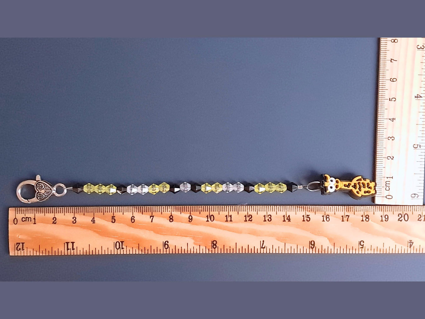 Giraffe Scissor Fob with Scissor Protection