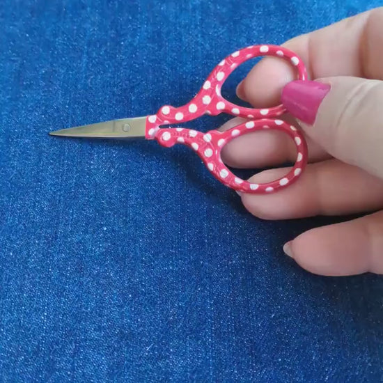Red Polka Dot Embroidery Scissors
